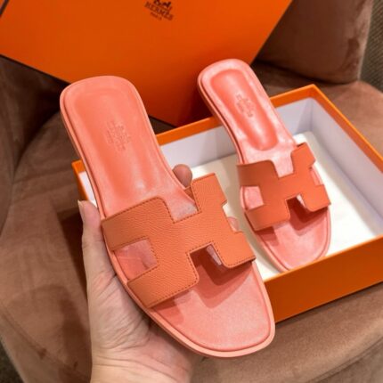 Oran sandal